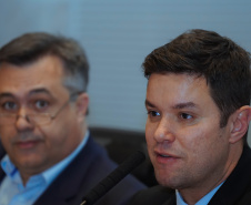 O governador Massa Ratinho Junior recebeu nesta terça-feira (18) chefes de núcleos das regiões de Apucarana, Maringá e Ivaiporã