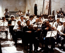 A atração deste mês do Sessão Sabedoria, projeto do Museu da Imagem e do Som do Paraná (MIS-PR), é o longa-metragem Ensaio de Orquestra (Itália, 1978), um dos últimos filmes da carreira do genial diretor italiano Federico Fellini (de Amarcord), morto em 1993, aos 73 anos. -  Curitiba, 25/06/2019  -  Foto: Divulgação MON