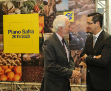 O vice-governador Darci Piana e o secretário estadual da Agricultura e do Abastecimento, Norberto Ortigara, participam nesta quinta-feira (27),  em Curitiba, do lançamento do Plano Safra 2019/2020