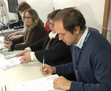 A Secretaria de Estado da Administração e da Previdência promoveu nesta quinta-feira (27) uma audiência para contratação emergencial da nova gestora da manutenção dos veículos do Estado.   -  Curitiba, 27/06/2019  -  Foto:  Carlos Winnikes 