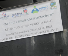 A Secretaria de Estado da Justiça, Família e Trabalho e a Associação de Conselheiros e Ex-Conselheiros Tutelares do Norte e dos Campos Gerais do Paraná realizaram nesta quinta-feira (27), o seminário “Infância Segura nos Municípios - governo e sociedade articulados em redes para proteção integral à criança e ao adolescente”. O evento aconteceu no Espaço Dini Moura Fadel, em Ibaiti. Foto: Divulgação/SEJUF