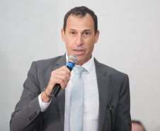 A Receita Estadual do Paraná e a Prefeitura de Maringá firmaram nesta quarta-feira (03) uma parceria que vai aprimorar a fiscalização e promover uma concorrência mais saudável entre os postos de combustível da cidade.  -  Maringá, 03/07/2019  -  Foto: Vivian Silva/Divulgação SEFA