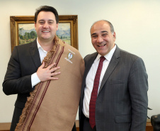 Governador Carlos Massa Ratinho Junior recebe Governador Tucumán Juan Manzur  -  Curitiba, 04/07/2019  -  Foto Gilson Abreu