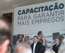 O bairro Uberaba, em Curitiba, será o primeiro do Paraná a receber o projeto Carretas do Conhecimento, idealizado pelo Governo do Paraná, através da Secretaria da Justiça, Família e Trabalho, em parceria com a Volkswagen e o Senai-PR