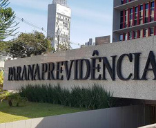 Aposentados e pensionistas devem fazer o recadastramento. Foto: Arquivo/ANPr
