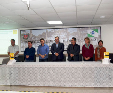 Apucarana sedia a terceira etapa de regionalização de cursos de especialização da Escola de Saúde Pública. O secretário de Estado da Saúde, Beto Preto, esteve na abertura das atividades da primeira turma e reafirmou os desafios em planejar a saúde de forma regionalizada, oportunizando o aprimoramento do conhecimento. Foto: Américo Antonio/SESA