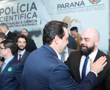 O governador Carlos Massa Ratinho Júnior dá posse a mais de 90 peritos oficiais, no Palácio Iguaçu. Os profissionais integrarão o efetivo da Polícia Científica do Paraná e, após formação, serão distribuídos no Estado, conforme a necessidade. Curitiba, 22/07/2019 -Foto: Rodrigo Felix Leal/ANPr