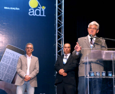 A Secretaria de Estado da Comunicação Social e Cultura reúne neste fim de semana empresários, jornalistas, publicitários e profissionais da área de comunicação para discutir a necessidade de transformar jornais e sites em plataformas de conteúdo mais dinâmicas e adaptadas ao mundo virtual