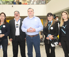 Uma grande ação de conscientização movimentou o Aeroporto Afonso Pena em Curitiba, nesta sexta-feira (26). Foram realizadas ações para alertar a população sobre os verdadeiros riscos que o tráfico de pessoas apresenta. Foto:SEJUF