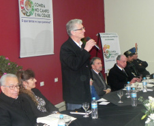 Cerca de 300 pessoas estão reunidas desde esta segunda-feira (05) em Curitiba na V Conferência Estadual de Segurança Alimentar e Nutricional. O evento, com o tema Comida no Campo e na Cidade: o que Temos e o que Queremos?, tem como proposta ampliar e fortalecer os compromissos para a promoção da soberania alimentar e do direito humano à alimentação adequada. Foto: Divulgação/SEAB