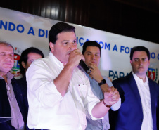 O governador Carlos Massa Ratinho Junior autorizou nesta quinta-feira (8), em Pato Branco, o repasse de R$ 20 milhões para a construção do novo prédio da prefeitura da cidade. O convênio prevê R$ 6 milhões de contrapartida municipal. 