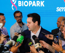 O Biopark - Parque Científico e Tecnológico de Biociências de Toledo, no Oeste do Estado, vai ganhar um Complexo Hospitalar e de Saúde. O governador Carlos Massa Ratinho Junior participou nesta sexta-feira (9) do anúncio do empreendimento, que pertence ao grupo Sempre Vida e vai unir o atendimento na saúde ao desenvolvimento de pesquisas e inovação.