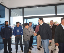 O governador Carlos Massa Ratinho Junior autorizou nesta quinta-feira (22) o início de obras de uma nova unidade do Hospital e Maternidade Dr. Paulo Fortes, em São Mateus do Sul. Presentes na solenidade: prefeito de São Mateus do Sul, Luiz Adyr Gonsalves Pereira; os secretários: da Saúde, Beto Preto; de Infraestrutura e Logística, Sandro Alex; deputados: Alexandre Curi; Hussein Bakri; Emerson Bacil; entre outros.São Mateus do Sul, 22-08-19.Foto: Arnaldo Alves / ANPr.
