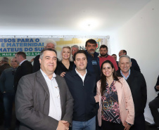 O governador Carlos Massa Ratinho Junior autorizou nesta quinta-feira (22) o início de obras de uma nova unidade do Hospital e Maternidade Dr. Paulo Fortes, em São Mateus do Sul. Presentes na solenidade: prefeito de São Mateus do Sul, Luiz Adyr Gonsalves Pereira; os secretários: da Saúde, Beto Preto; de Infraestrutura e Logística, Sandro Alex; deputados: Alexandre Curi; Hussein Bakri; Emerson Bacil; entre outros.São Mateus do Sul, 22-08-19.Foto: Arnaldo Alves / ANPr.