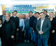 O governador Carlos Massa Ratinho Junior autorizou nesta quinta-feira (22) o início das obras do Hospital e Maternidade Dr. Paulo Fortes, em São Mateus do Sul. A iniciativa é parte do programa estadual de regionalização da Saúde, que tem como objetivo construir centros de especialidades em diversas regiões do Estado.