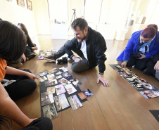 Oficina para estudantes de Lex Kozlik o Museu da Imagem e do Som do Paraná(MIS).Curitiba, 16 de agosto de 2019.Foto: Kraw Penas/SECC