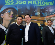 O governador Carlos Massa Ratinho Junior lançou nesta segunda-feira (26), no Palácio Iguaçu, um banco de projetos executivos de R$ 350 milhões para viabilizar e agilizar obras de reestruturação de rodovias, ferrovias e da segurança pública. 