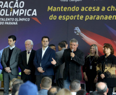 O governador Carlos Massa Ratinho Junior anunciou nesta segunda-feira (02), no Palácio Iguaçu, a nova fase do programa de apoio à formação de atletas olímpicos. Patrocinado pela Copel, o ?Geração Olímpica? é o maior programa de bolsa-atleta do País. Curitiba,02/09/2019 Foto:Jaelson Lucas /AEN
