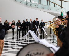 O governador Carlos Massa Ratinho Junior recebe nesta quarta-feira (04) o embaixador da Dinamarca no Brasil, Nicolai Prytz no Palácio Iguaçu acompanhado do vice-governador Darci Piani.   03/09/2019 - Foto: Geraldo Bubniak/AEN