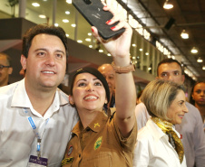  Governador Carlos Massa Ratinho Junior participa do 10º Congresso Nacional Moveleiro, em Arapongas, no Norte do Paraná. Foto: Gilson Abreu/AEN
