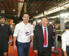  Governador Carlos Massa Ratinho Junior participa do 10º Congresso Nacional Moveleiro, em Arapongas, no Norte do Paraná. Foto: Gilson Abreu/AEN