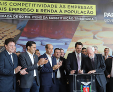 O governador Carlos Massa Ratinho Junior assina nesta terça-feira (10), às 9h30, no Palácio Iguaçu, decreto determinando a retirada de mais de 60 mil itens do setor de alimentos do regime de substituição tributária