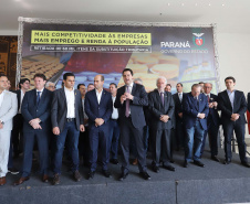O governador Carlos Massa Ratinho Junior assina nesta terça-feira (10), às 9h30, no Palácio Iguaçu, decreto determinando a retirada de mais de 60 mil itens do setor de alimentos do regime de substituição tributária