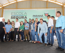 O governador Carlos Massa Ratinho Junior lança nesta quarta-feira (11) o programa Escola Segura na Região Metropolitana de Curitiba. Serão beneficiadas 40 escolas da região de nove municípios. Presentes: prefeito em exercício de São José dos Pinhais, Tiago Buhrer; secretários: de Educação, Renato Feder; de segurança pública, cel. Romulo Soares; comandante da PMPR, cel. Péricles de Matos; entre outros.Curitiba, 11-09-19.Foto: Arnaldo Alves / AEN.