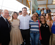 O programa Escola Segura, iniciativa do Governo do Paraná para ampliar a proteção de alunos e professores da rede estadual, está implantado em 40 colégios estaduais da Grande Curitiba, contando com 77 policiais militares da reserva. O lançamento oficial na região foi feito nesta quarta-feira (11) pelo governador Carlos Massa Ratinho Junior. No Paraná, o programa já beneficia alunos e professores de 71 colégios estaduais e conta com a atuação de 126 policiais militares.