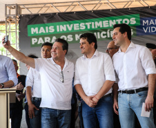 O governador Carlos Massa Ratinho Junior inaugura nesta quinta-feira (12), o Meu Campinho de Santa Cruz de Monte Castelo, no Noroeste do Paraná. Programa da Secretaria de Estado do Desenvolvimento Urbano e Obras Públicas, o Meu Campinho grama sintética, iluminação e segurança para a prática esportiva e de recreação de crianças e adolescentes, em horários em que não estão na escola. Santa Cruz do Monte Castelo, 12/09/2019 -  Foto: Geraldo Bubniak/AEN