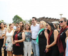 O governador Carlos Massa Ratinho Junior inaugura nesta quinta-feira (12), o Meu Campinho de Santa Cruz de Monte Castelo, no Noroeste do Paraná. Programa da Secretaria de Estado do Desenvolvimento Urbano e Obras Públicas, o Meu Campinho grama sintética, iluminação e segurança para a prática esportiva e de recreação de crianças e adolescentes, em horários em que não estão na escola. Santa Cruz do Monte Castelo, 12/09/2019 -  Foto: Geraldo Bubniak/AEN