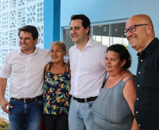 O governador Carlos Massa Ratinho Junior inaugura nesta quinta-feira (12), o Meu Campinho de Santa Cruz de Monte Castelo, no Noroeste do Paraná. Programa da Secretaria de Estado do Desenvolvimento Urbano e Obras Públicas, o Meu Campinho grama sintética, iluminação e segurança para a prática esportiva e de recreação de crianças e adolescentes, em horários em que não estão na escola. Santa Cruz do Monte Castelo, 12/09/2019 -  Foto: Geraldo Bubniak/AEN