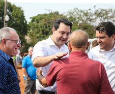 O governador Carlos Massa Ratinho Junior inaugura nesta quinta-feira (12), o Meu Campinho de Santa Cruz de Monte Castelo, no Noroeste do Paraná. Programa da Secretaria de Estado do Desenvolvimento Urbano e Obras Públicas, o Meu Campinho grama sintética, iluminação e segurança para a prática esportiva e de recreação de crianças e adolescentes, em horários em que não estão na escola. Santa Cruz do Monte Castelo, 12/09/2019 -  Foto: Geraldo Bubniak/AEN