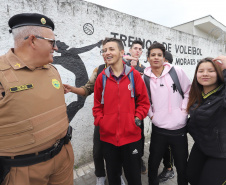 Escola Segura - cabo Andrade, policial voluntário do Colégio Estadual Ivete Martins de Souza.Piraquara, 13-09-19.Foto: Arnaldo Alves / AEN.