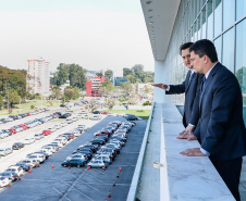 Governador Carlos Massa Ratinho Junior recebe o ministro da Justiça Sérgio Moro.