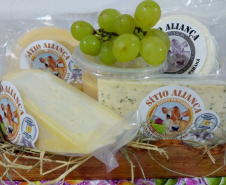 Produtores de queijo do Paraná participam de concurso nacional . Foto: Divulgação/Emater