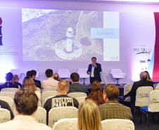 A Paraná Turismo, vinculada à Secretaria de Estado do Desenvolvimento Sustentável e do Turismo, está participando do evento Boat Show, em São Paulo, com um estande para divulgação do turismo náutico do Paraná. O evento começou quinta-feira (19) e segue até terça-feira (24). Participam as principais empresas do mercado náutico. Foto: Denis Ferreira Netto/SEDEST