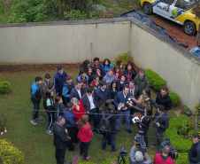 O governador Carlos Massa Ratinho Junior participa nesta segunda-feira (23) do plantio de árvores no Colégio Estadual Professora Maria Gai Grendel, no bairro Caximba, em Curitiba. O evento marcará o início do programa Paraná mais Verde, que vai incentivar o plantio de mudas de árvores nativas em todo o Estado.   23/09/2019 - Foto: José Fernando Ogura/AEN