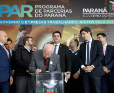 O Governo do Paraná apresentou nesta segunda-feira (23), em evento com o governador Carlos Massa Ratinho Junior, no Palácio Iguaçu, a carteira de projetos de parcerias público-privadas (PPP). Serão apresentados projetos previstos, com estimativas de prazos, investimentos e um quadro com a evolução do planejamento de cada um. Curitiba,23/09/2019 Foto:Jaelson Lucas / AEN