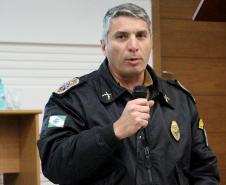 Curitiba, 23 de setembro de 2019. Aula inaugural Curso de Operações táticas Verticais. Foto: discurso do Comandante Geral Pericles de Matos.