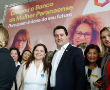 O governador Carlos Massa Ratinho Junior apresentou nesta terça-feira (24) o programa Banco da Mulher Paranaense, iniciativa do Governo do Estado para incentivar o empreendedorismo feminino em todos os setores econômicos, visando gerar mais emprego e renda no Estado.