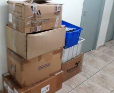 A Polícia Civil do Paraná (PCPR) cumpriu nesta terça-feira (24) 12 mandados judiciais contra uma quadrilha suspeita de reaproveitar materiais de uso único (descartáveis), utilizados em cirurgias urológicas. Os investigados revendiam os produtos de forma clandestina para médicos de todo o Estado. Foto: Divulgação/PCPR