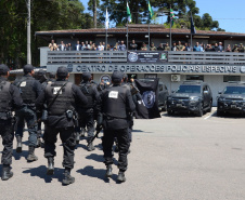 A Polícia Civil do Paraná promoveu uma solenidade de encerramento do 6º Curso de Operações Policiais, nesta sexta-feira (27), nas dependências do Centro de Operações Policiais Especiais. O curso destinado a agentes de segurança pública teve início no dia 2 de setembro com uma turma de 26 alunos. Apenas 15 chegaram ao fim e se formaram, entre eles duas mulheres. Foto: Divulgação/Polícia Civil