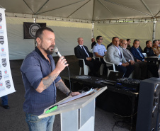 A Polícia Civil do Paraná promoveu uma solenidade de encerramento do 6º Curso de Operações Policiais, nesta sexta-feira (27), nas dependências do Centro de Operações Policiais Especiais. O curso destinado a agentes de segurança pública teve início no dia 2 de setembro com uma turma de 26 alunos. Apenas 15 chegaram ao fim e se formaram, entre eles duas mulheres. Foto: Divulgação/Polícia Civil