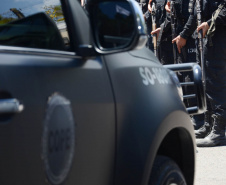 A Polícia Civil do Paraná promoveu uma solenidade de encerramento do 6º Curso de Operações Policiais, nesta sexta-feira (27), nas dependências do Centro de Operações Policiais Especiais. O curso destinado a agentes de segurança pública teve início no dia 2 de setembro com uma turma de 26 alunos. Apenas 15 chegaram ao fim e se formaram, entre eles duas mulheres. Foto: Divulgação/Polícia Civil