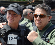 A Polícia Civil do Paraná promoveu uma solenidade de encerramento do 6º Curso de Operações Policiais, nesta sexta-feira (27), nas dependências do Centro de Operações Policiais Especiais. O curso destinado a agentes de segurança pública teve início no dia 2 de setembro com uma turma de 26 alunos. Apenas 15 chegaram ao fim e se formaram, entre eles duas mulheres. Foto: Divulgação/Polícia Civil