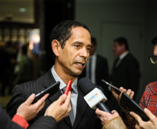 O governador Carlos Massa Ratinho Junior participa nesta segunda-feira (30), da comemoração do aniversário de 166 anos da Polícia Civil no Paraná na sede da OAB Paraná, em Curitiba .  Na foto, o Secretário da Segurança Pública do Paraná, coronel Romulo Marinho Soares.  30/09/2019 - Foto: Geraldo Bubniak/AEN