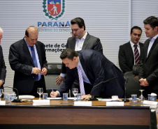 Governador Carlos Massa Ratinho Junior durante reunião com a equipe de governo. Curitiba,01/10/2019 - Foto: José Fernando Ogura/AEN