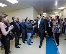 O governador Carlos Massa Ratinho Junior inaugura nesta terça-feira (01), novos leitos de UTI do Hospital de Reabilitação Ana Carolina Moura Xavier, de Curitiba. O espaço, que estava fechado há dez anos.  01/10/2019 - Foto: Geraldo Bubniak/AEN