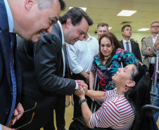 O governador Carlos Massa Ratinho Junior inaugura nesta terça-feira (01), novos leitos de UTI do Hospital de Reabilitação Ana Carolina Moura Xavier, de Curitiba. O espaço, que estava fechado há dez anos.  01/10/2019 - Foto: Geraldo Bubniak/AEN